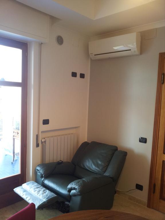 Apartamento Le Giarette Cefalú Habitación foto
